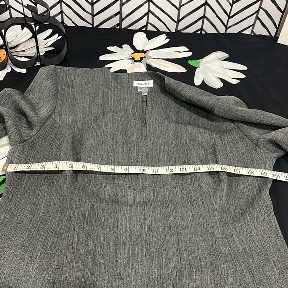 Grey Quarter-Length Sleeved Zipper Front Midi Dress, Sz12 - Picture 13 of 16